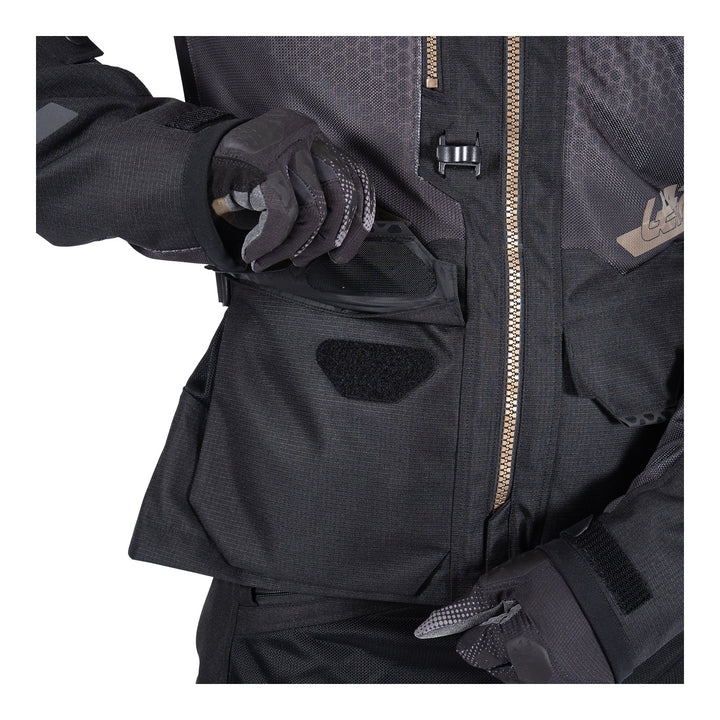 Leatt 5.5 ADV FlowTour Jacket - Stealth